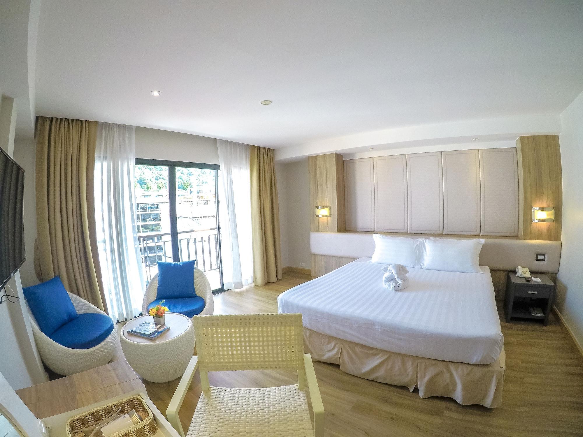 Hiran Residence Patong Extérieur photo
