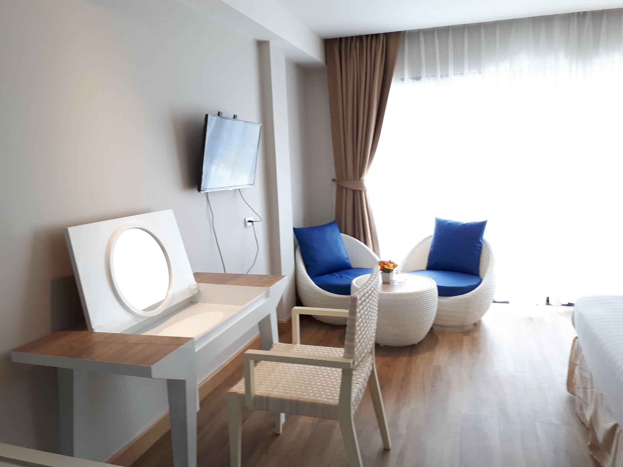 Hiran Residence Patong Extérieur photo