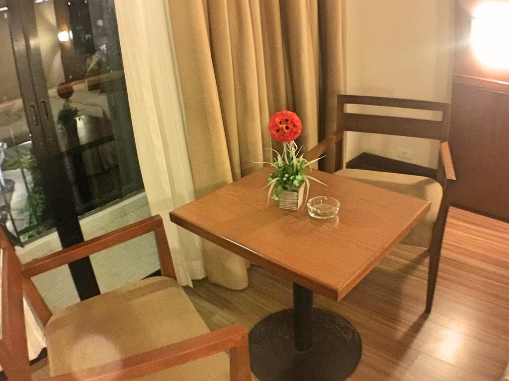 Hiran Residence Patong Extérieur photo
