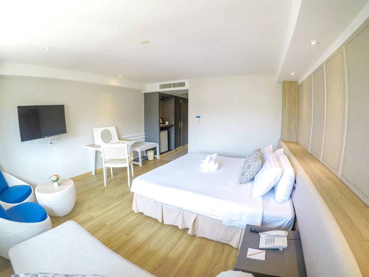 Hiran Residence Patong Extérieur photo