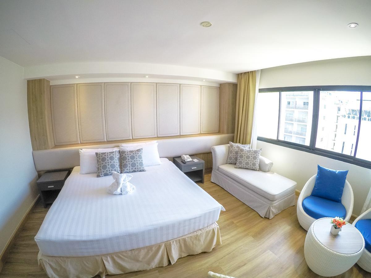 Hiran Residence Patong Extérieur photo