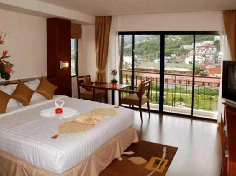Hiran Residence Patong Extérieur photo